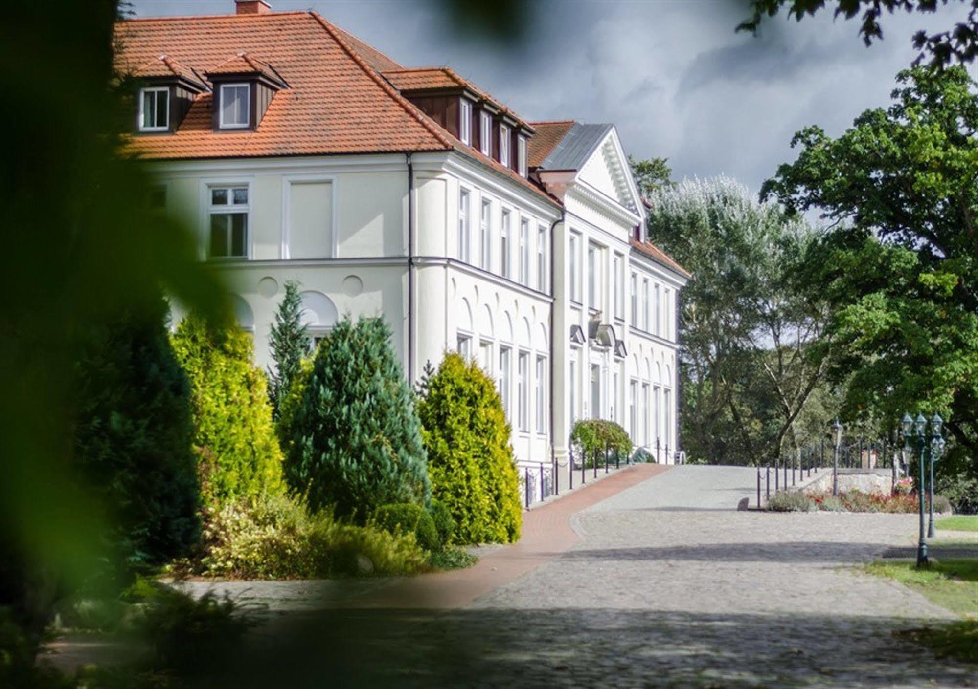 Seeschloss Schorssow Exterior photo